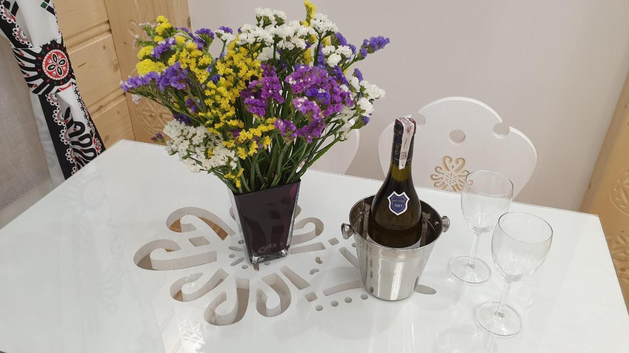 Villa Fortuna - Regionalne Apartamenty & Spa - Sauna, Grill, Jacuzzi Z Widokiem Na Tatry Zakopane Eksteriør bilde
